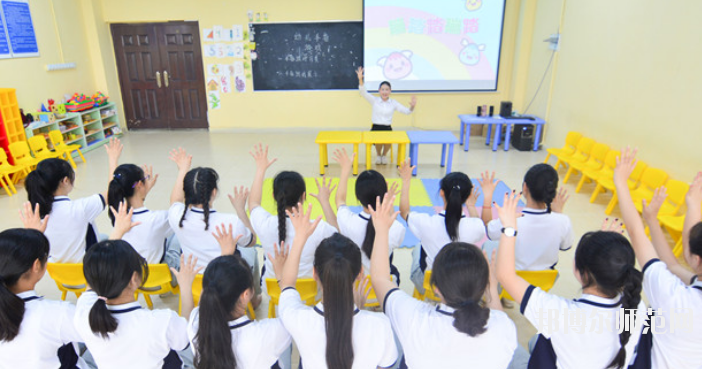 成都五月花幼兒師范高級技工學(xué)校怎么樣、好不好