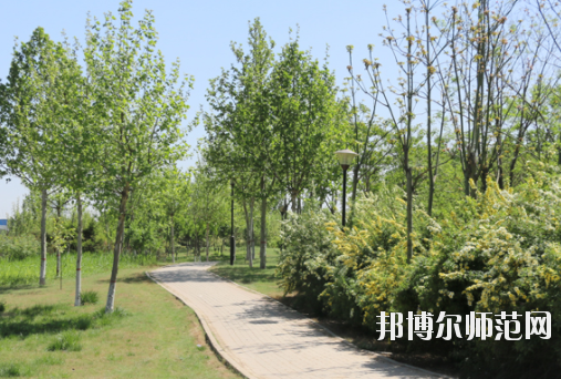 石家莊中英航空幼兒師范中等專業(yè)學(xué)校怎么樣、好不好