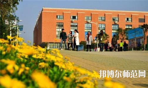 四川五月花專修師范學(xué)院2020年報(bào)名條件、招生要求、招生對(duì)象
