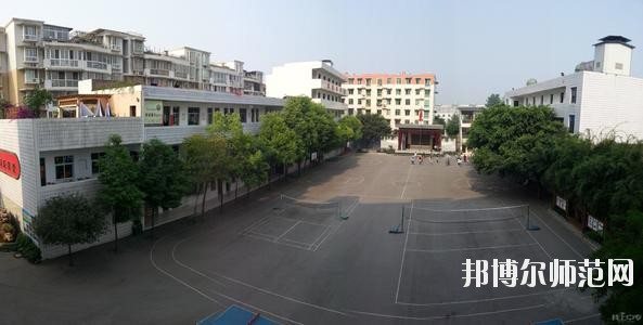 天府新區(qū)成人中等專業(yè)幼兒師范學(xué)校2020年報名條件、招生要求、招生對象
