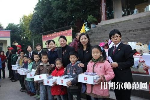 岳池白廟幼兒師范職業(yè)中學(xué)2020年報(bào)名條件、招生要求、招生對(duì)象