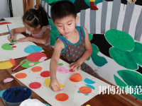 陜西2020年幼師學(xué)校都有什么專(zhuān)業(yè)適合女生