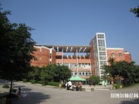 昆明2021年中專幼師學(xué)?？梢钥即髮? /><b>昆明2021年中專幼師學(xué)?？梢钥即髮?/b><span>2020-12-17 10:48</span><p>中專幼師學(xué)?？梢钥即髮?初中畢業(yè)后，很多同學(xué)由于許多方面的原因沒有選擇就讀高中，而是選擇了就讀職業(yè)院校，而在職業(yè)院校中</p></a></li>
            <li><a href=
