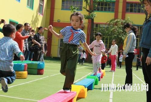 貴陽2020年中專幼師學?？梢钥即髮? width=