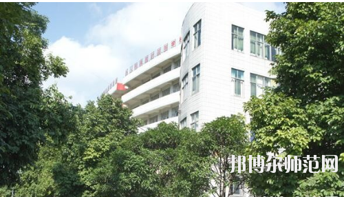 廣西現(xiàn)代職業(yè)技術(shù)師范學院怎么樣、好不好