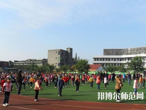 孝泉師范學(xué)校2023年學(xué)費(fèi)、收費(fèi)多少