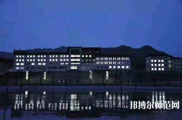 呼和浩特職業(yè)師范學院東校區(qū)2021年報名條件、招生要求、招生對象