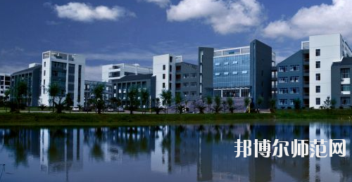廣西師范大學(xué)漓江學(xué)院2021年報名條件、招生要求、招生對象