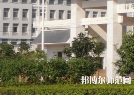 信陽(yáng)職業(yè)技術(shù)師范學(xué)院2023年報(bào)名條件、招生要求、招生對(duì)象