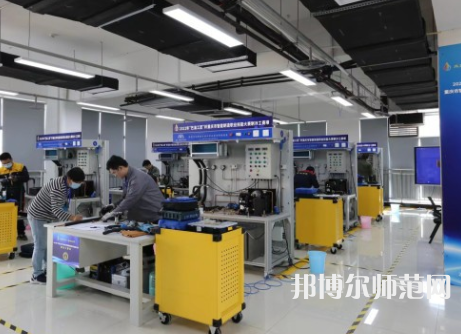 重慶輕工業(yè)幼師技工學(xué)校2023年學(xué)費(fèi)、收費(fèi)多少