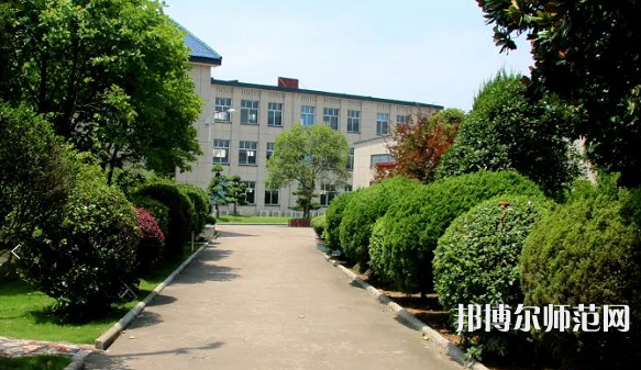 貴陽電子幼師職業(yè)學(xué)校2023年報(bào)名條件、招生要求、招生對象