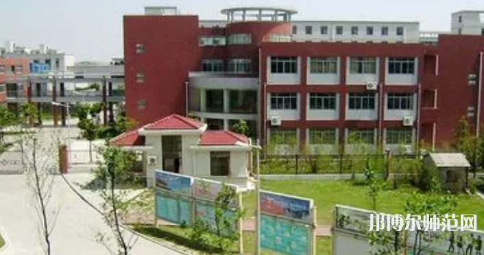 上海大學(xué)師范學(xué)院嘉定校區(qū)2023年怎么樣、好不好