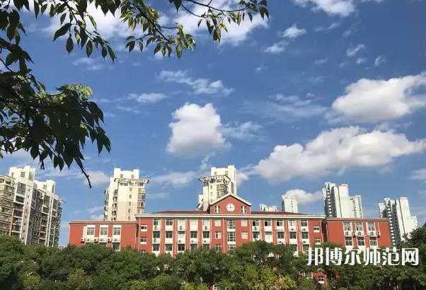 上海大學師范學院延長校區(qū)2023年報名條件、招生要求、招生對象