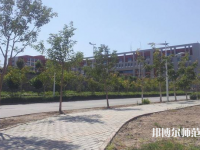 烏魯木齊職業(yè)師范大學(xué)2023年報(bào)名條件、招生要求、招生對象