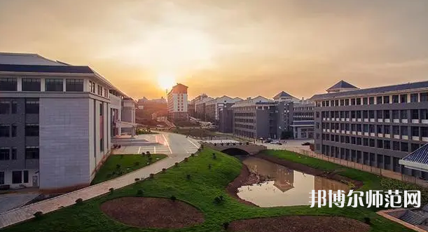 云南師范大學(xué)商學(xué)院海源校區(qū)2023年學(xué)費、收費多少