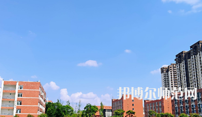 2023年四川商務(wù)幼兒師范學(xué)校報名條件、招生對象