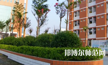2023年瀘州電子機(jī)械幼師學(xué)校報名條件、招生對象