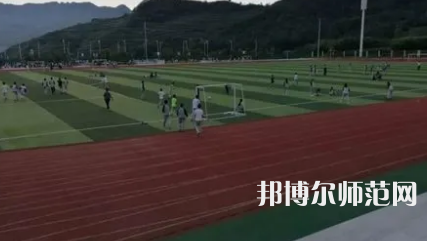 2023年云南師范大學(xué)附屬易門中學(xué)報名條件、招生對象