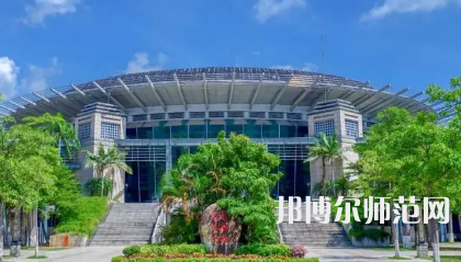 2023年嶺南師范學(xué)院五年制大專報(bào)名條件、招生對(duì)象