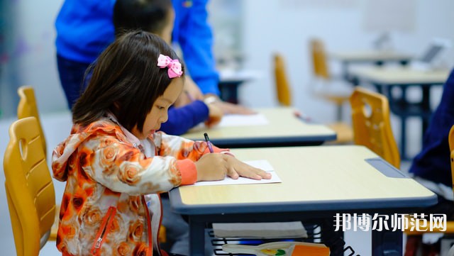 成都華盛航空港幼師職業(yè)學(xué)校介紹、地址