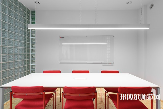 榆林礦業(yè)能源化工師范學(xué)校介紹、地址